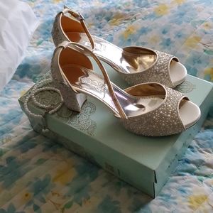 Bridal shoes